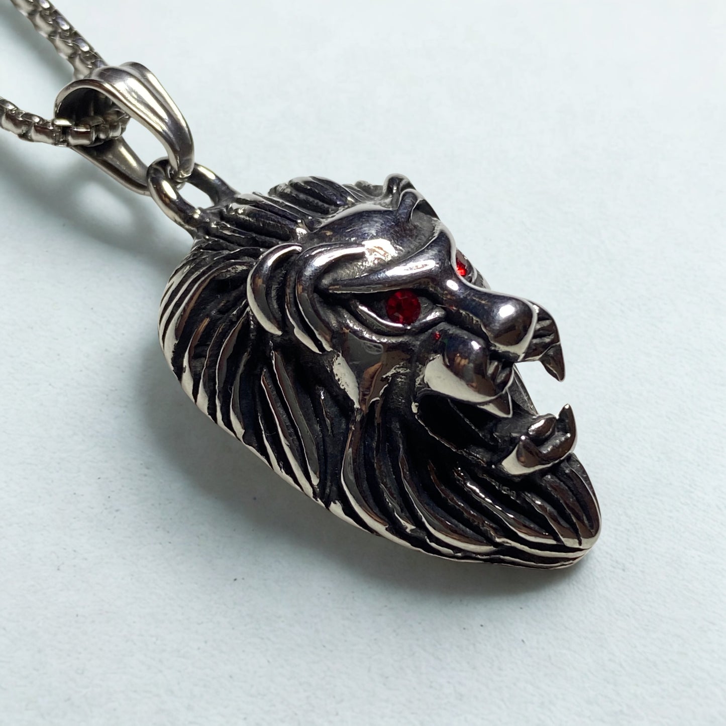 Collar cabeza de Leon