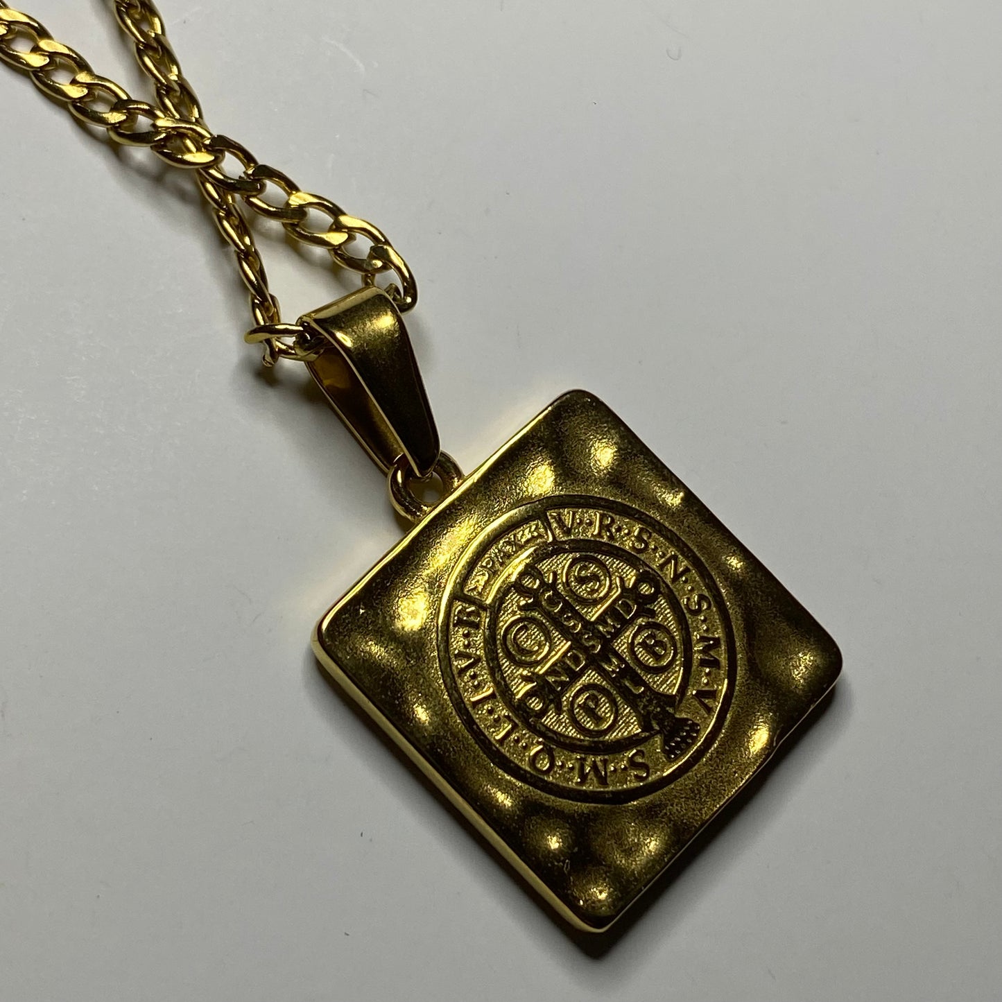 Medalla San Benito cuadrada