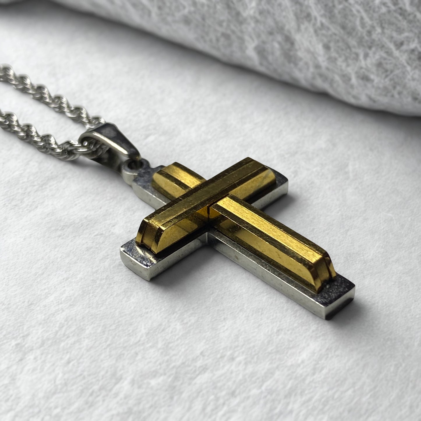 Collar cruz doble