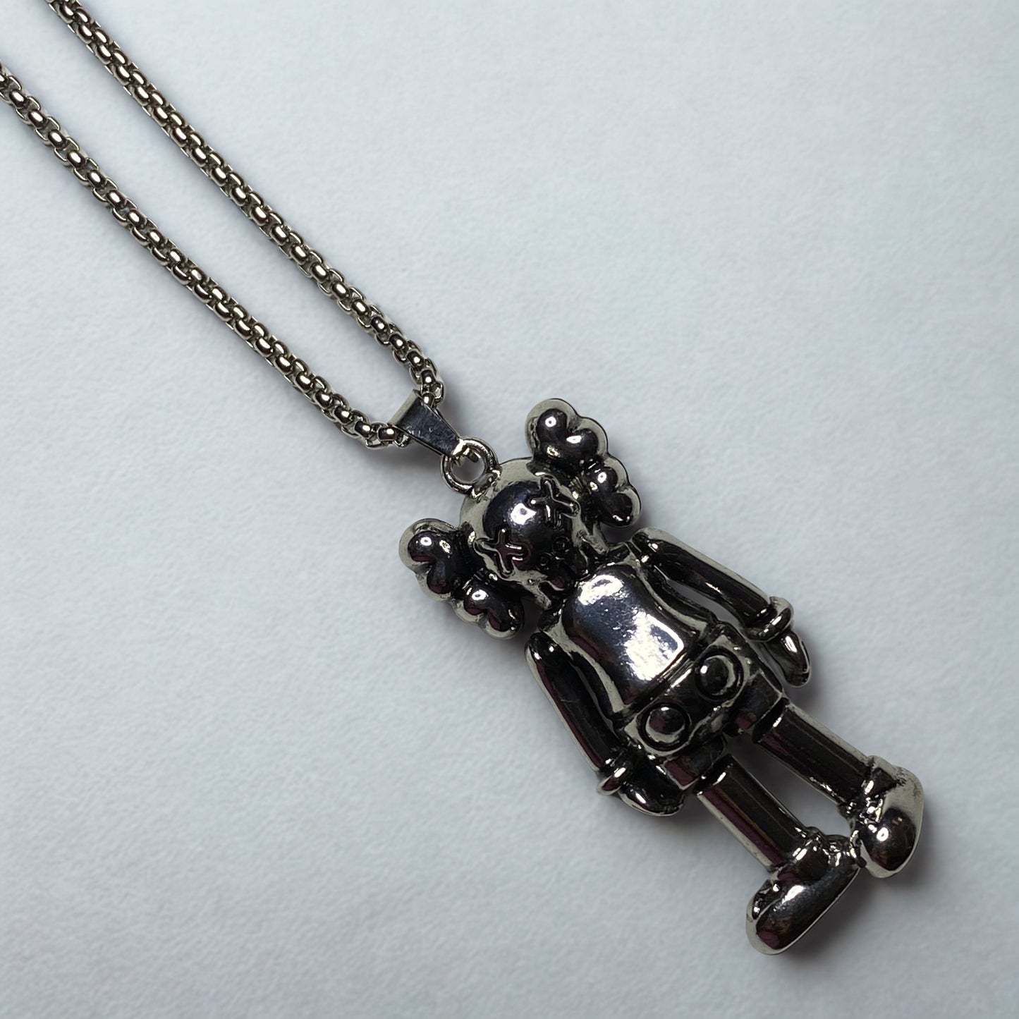 Collar Kaws