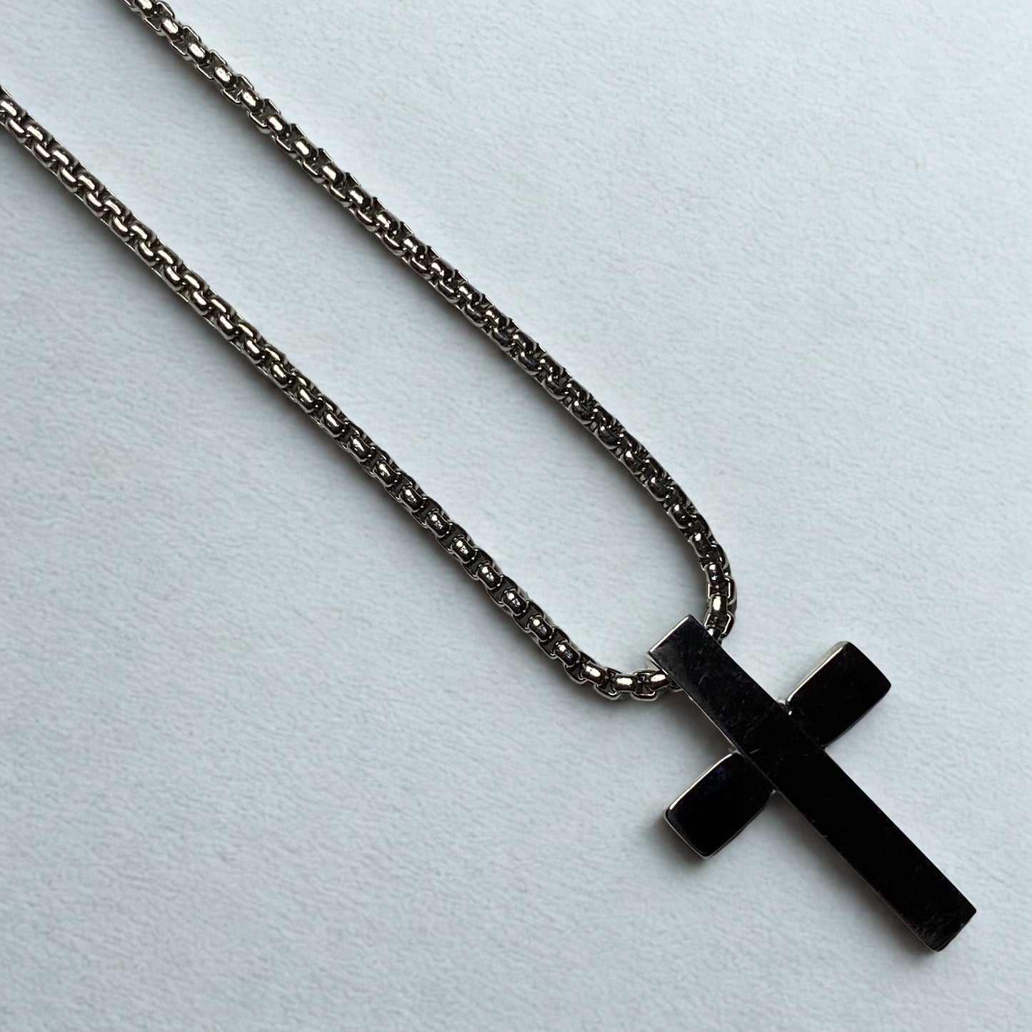 Collar cruz lisa