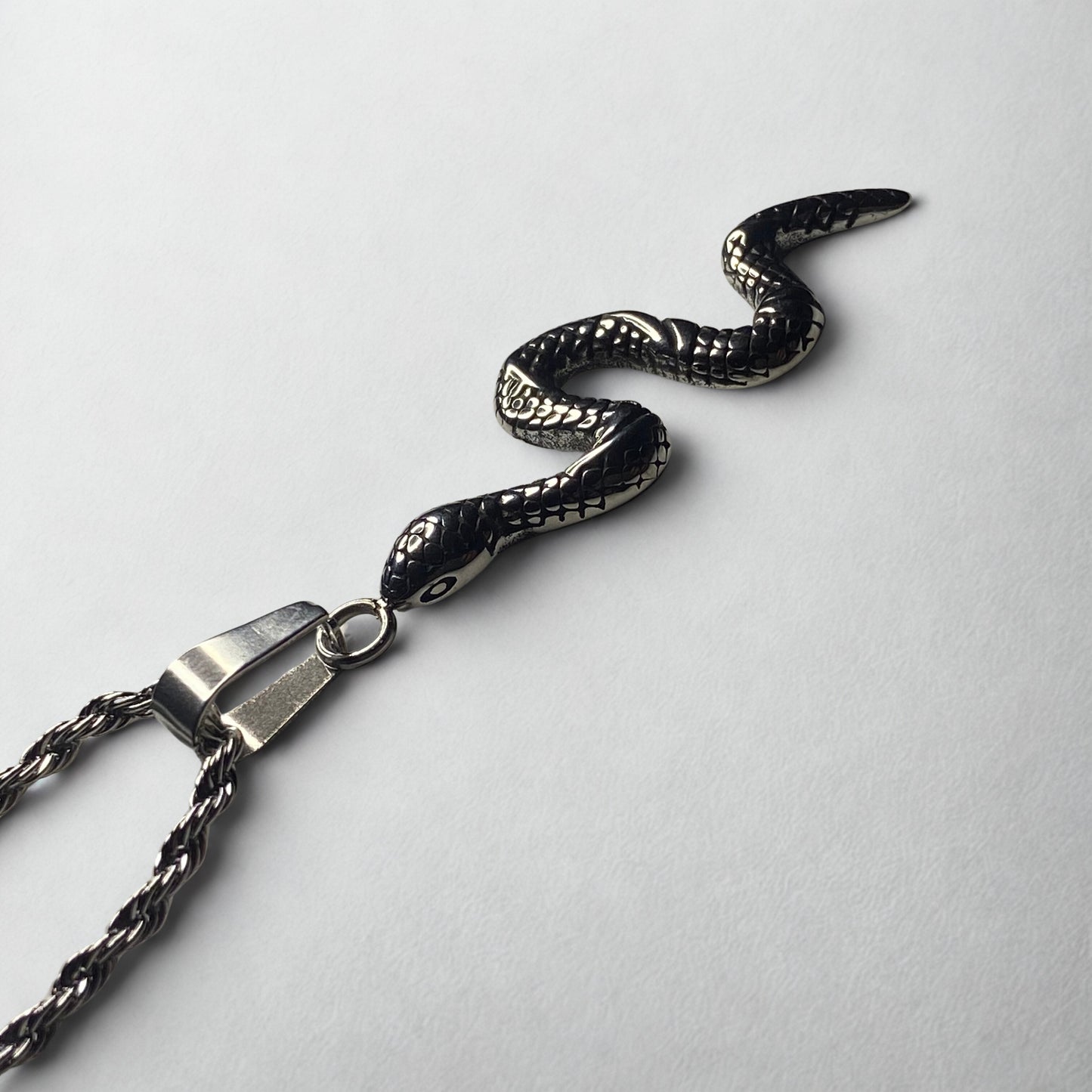 Collar serpiente