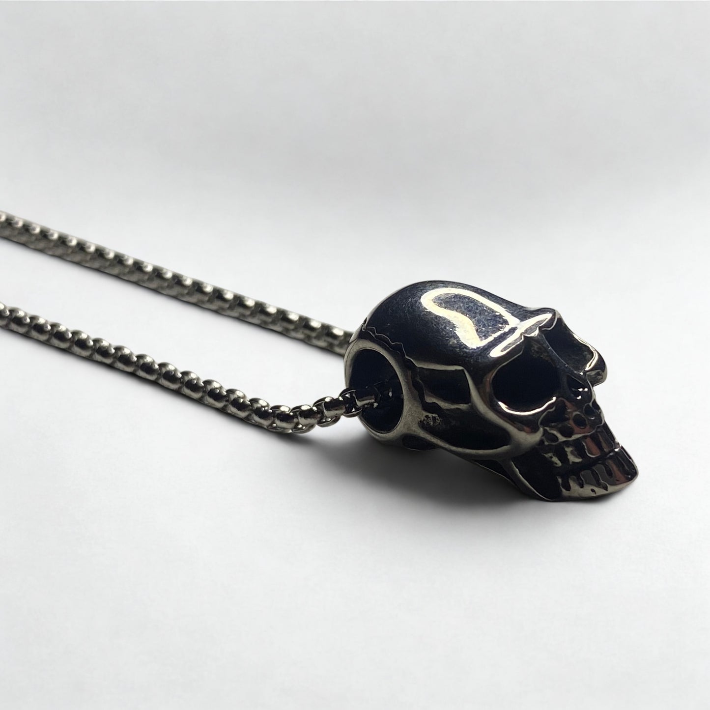 Collar craneo alargado